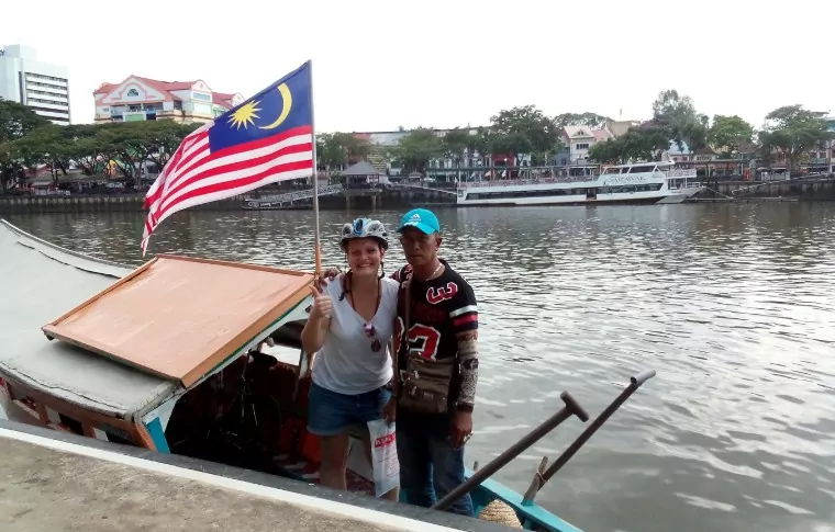 Best of Kuching: Heritage & Kampong Bike Tour